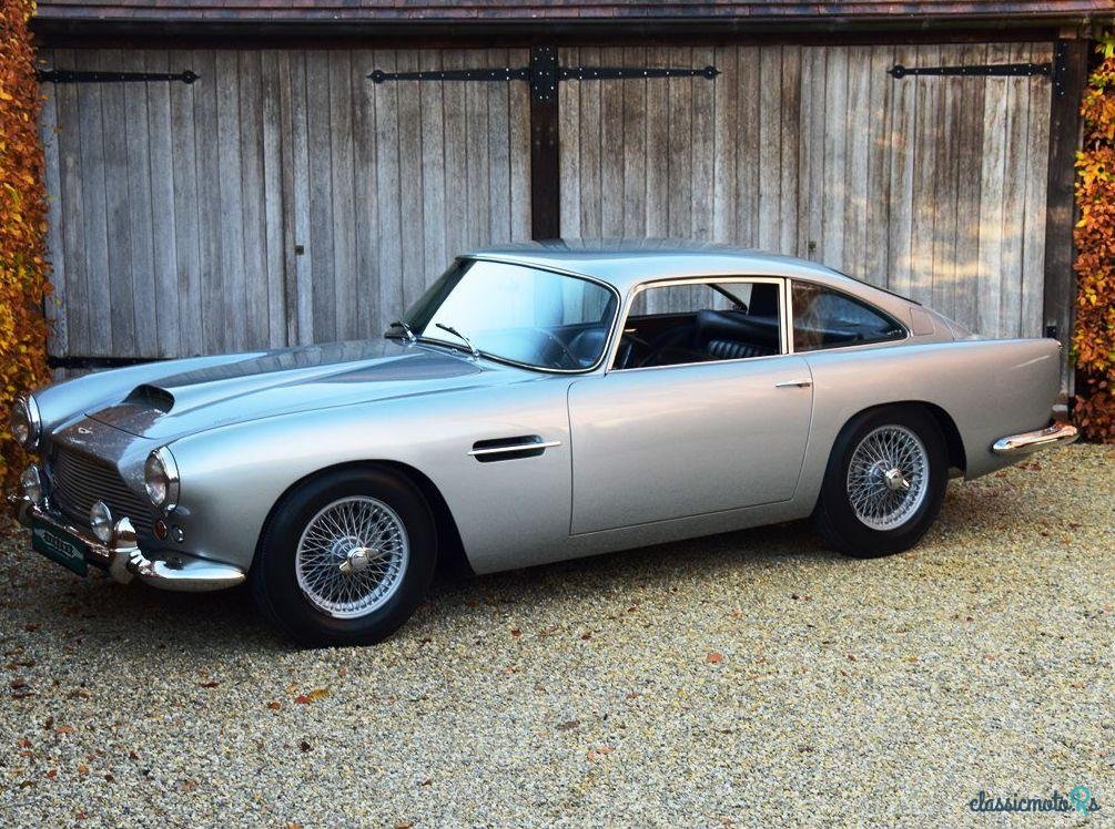 1961' Aston Martin DB4 photo #4
