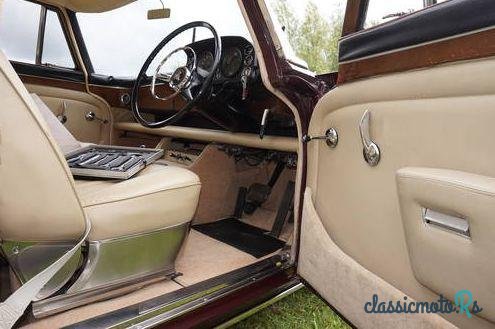 1968' Rover P5B 3.5 V8 Saloon photo #5