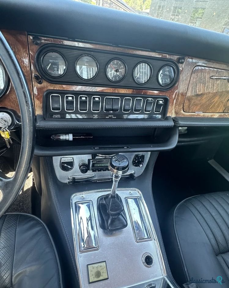 1969' Jaguar XJ photo #5