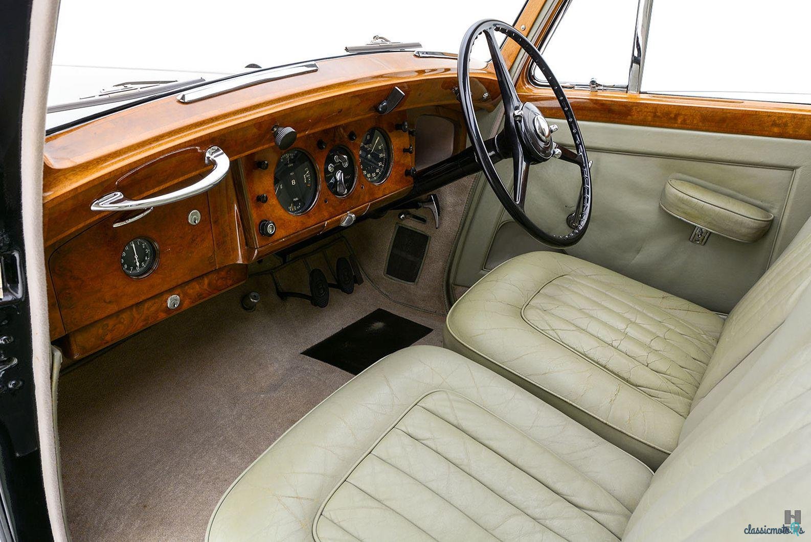 1952' Bentley Mark VI photo #4