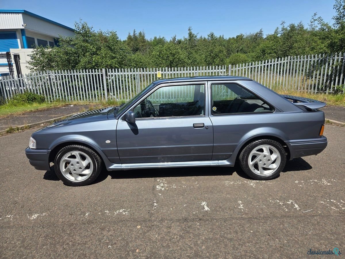 1986' Ford Escort photo #1