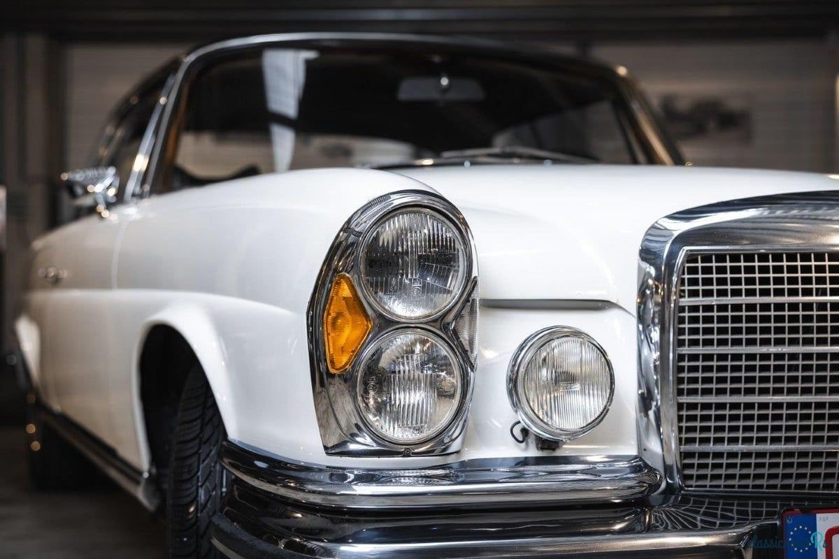 1970' Mercedes-Benz Se Series photo #3