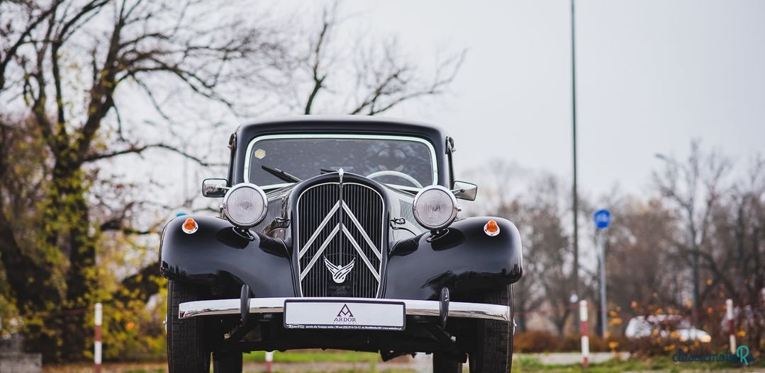 1955' Citroen BL11 photo #4