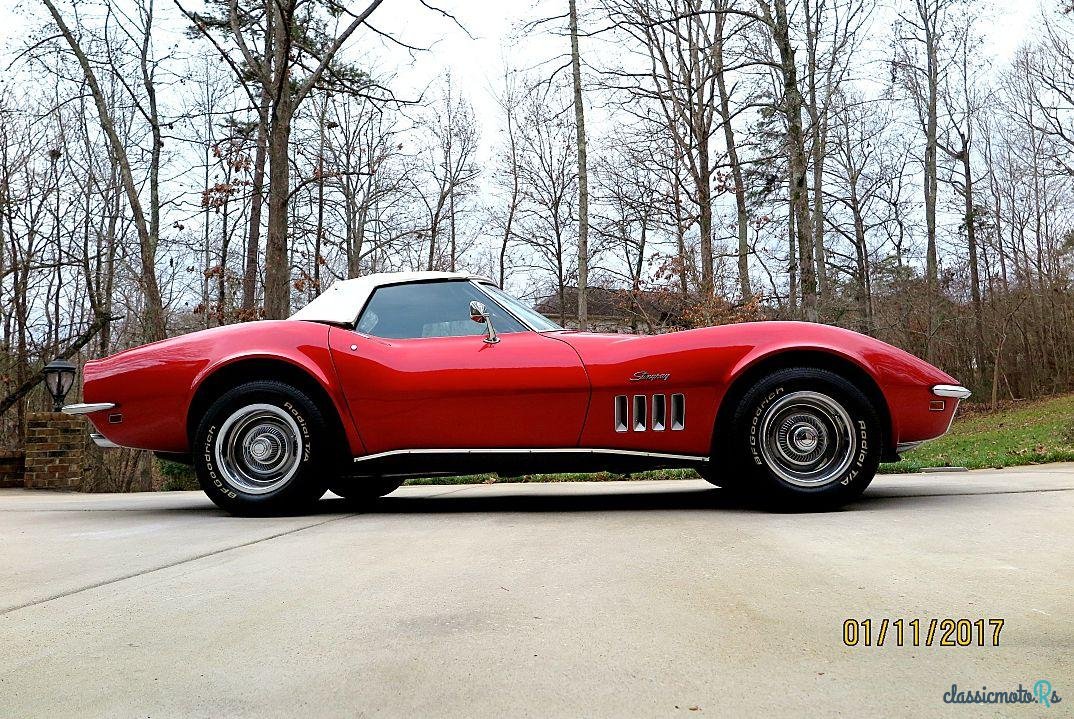 1969' Chevrolet Corvette photo #2