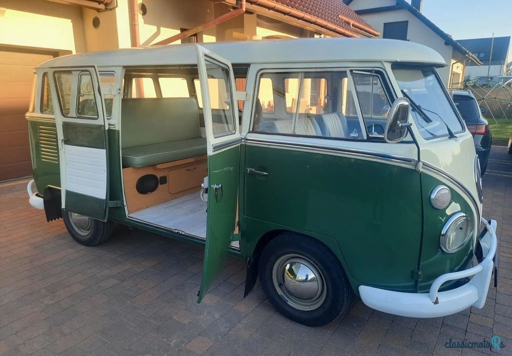 1970' Volkswagen Transporter photo #5