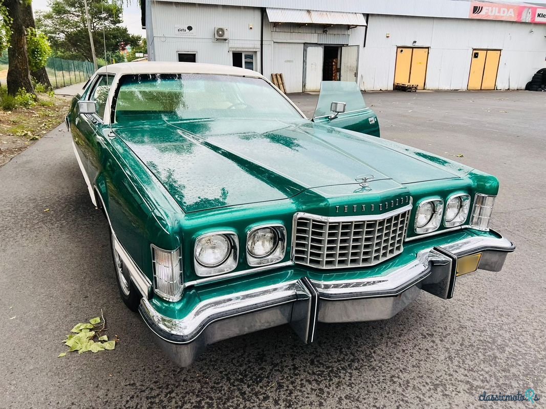 1976' Ford Thunderbird photo #2