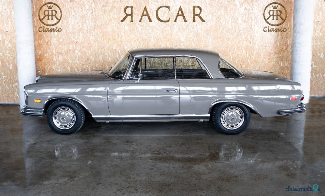 1968' Mercedes-Benz 280 photo #3