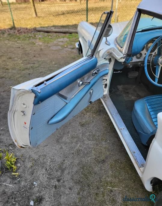 1957' Ford Thunderbird photo #5