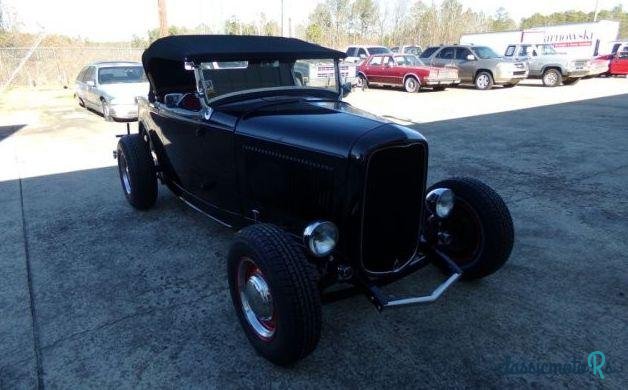 1932' Ford photo #2