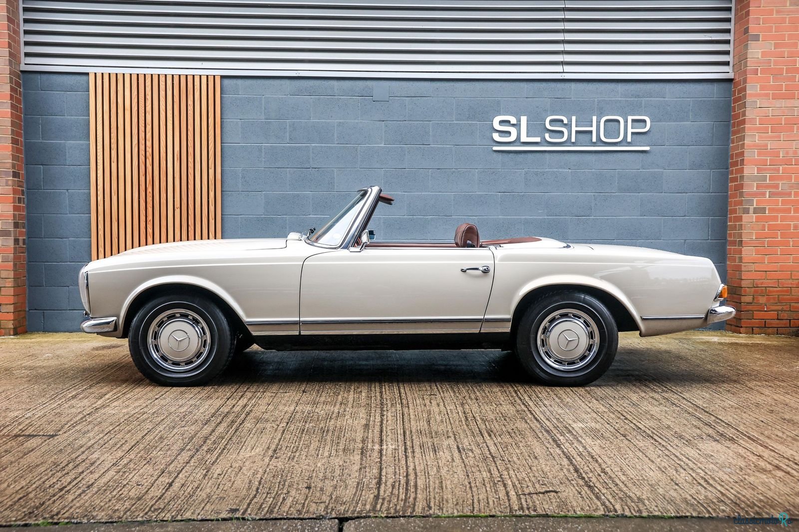 1970' Mercedes-Benz 280SL Pagoda photo #6