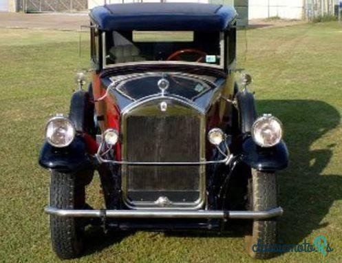 1928' Pierce-Arrow Series 81 photo #2