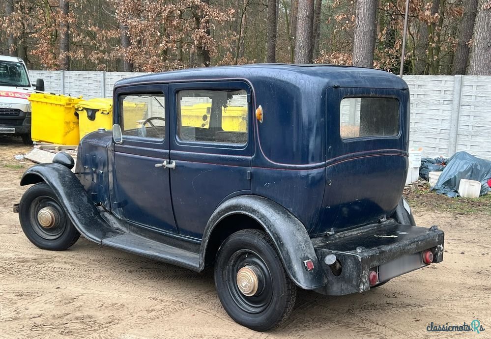 1935' Renault Monaquatre photo #4