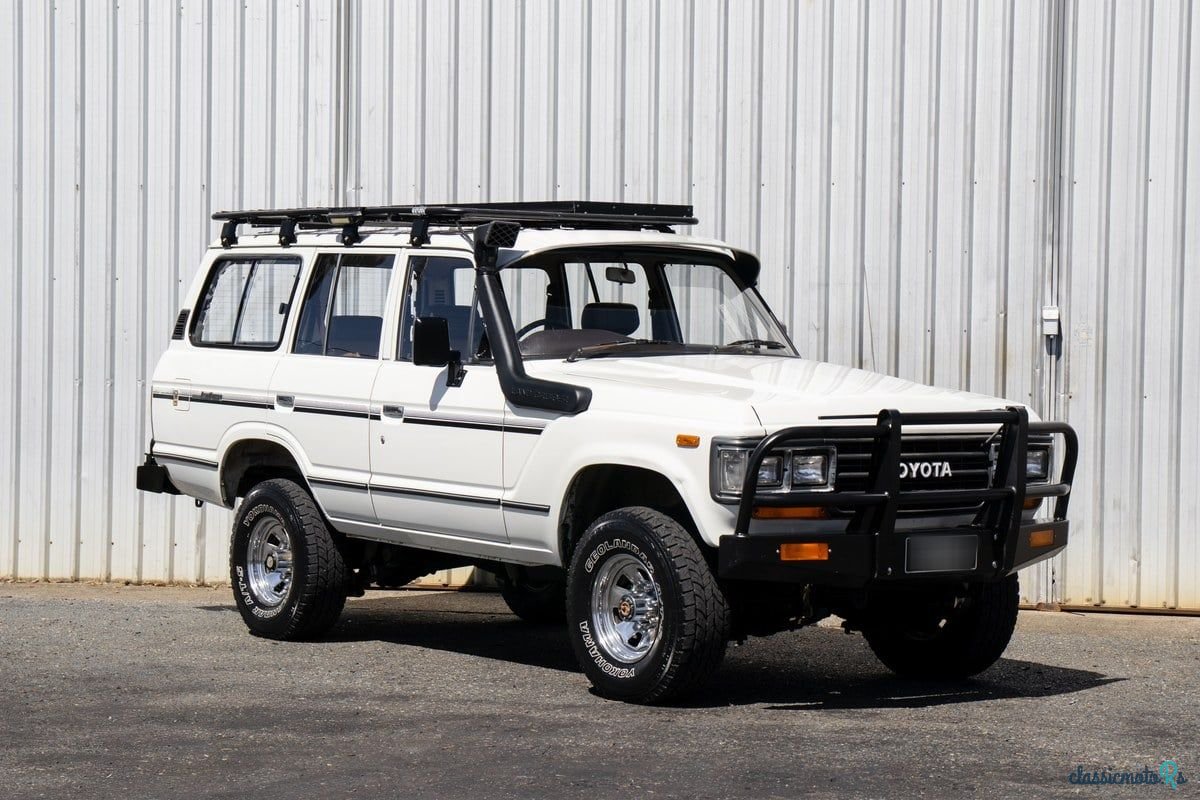 1989' Toyota Land Cruiser photo #5