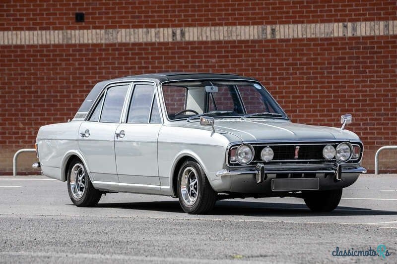 1968' Ford Cortina photo #1