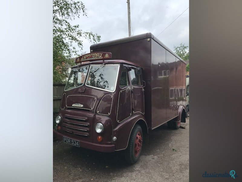 1956' Morris FE photo #1