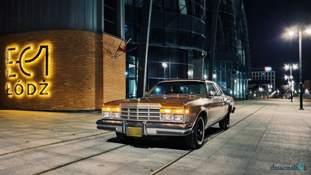 1977' Chrysler Le Baron photo #1
