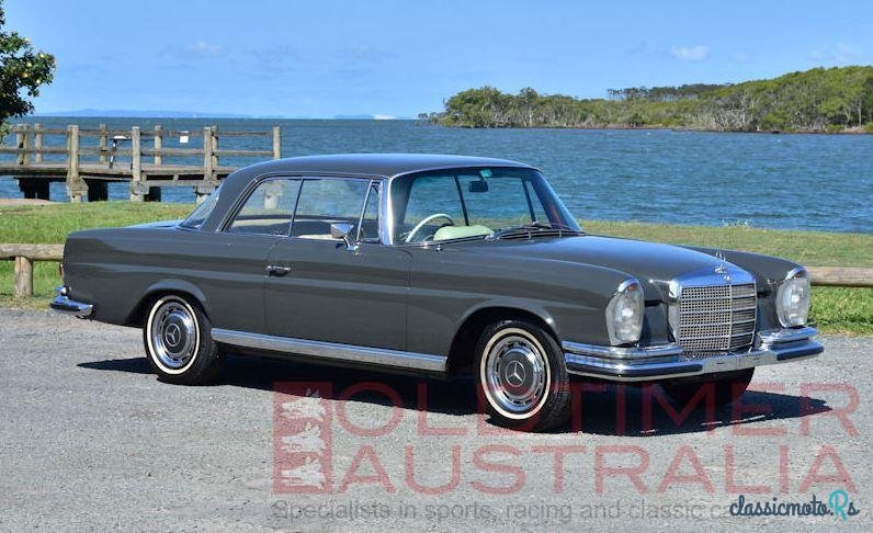 1971' Mercedes-Benz 280 photo #2