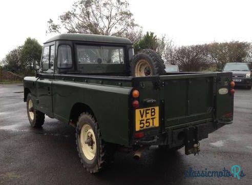 1978' Land Rover Series 3 109" photo #4