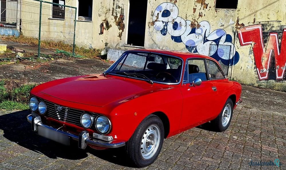 1974' Alfa Romeo 2000 Gtv photo #1