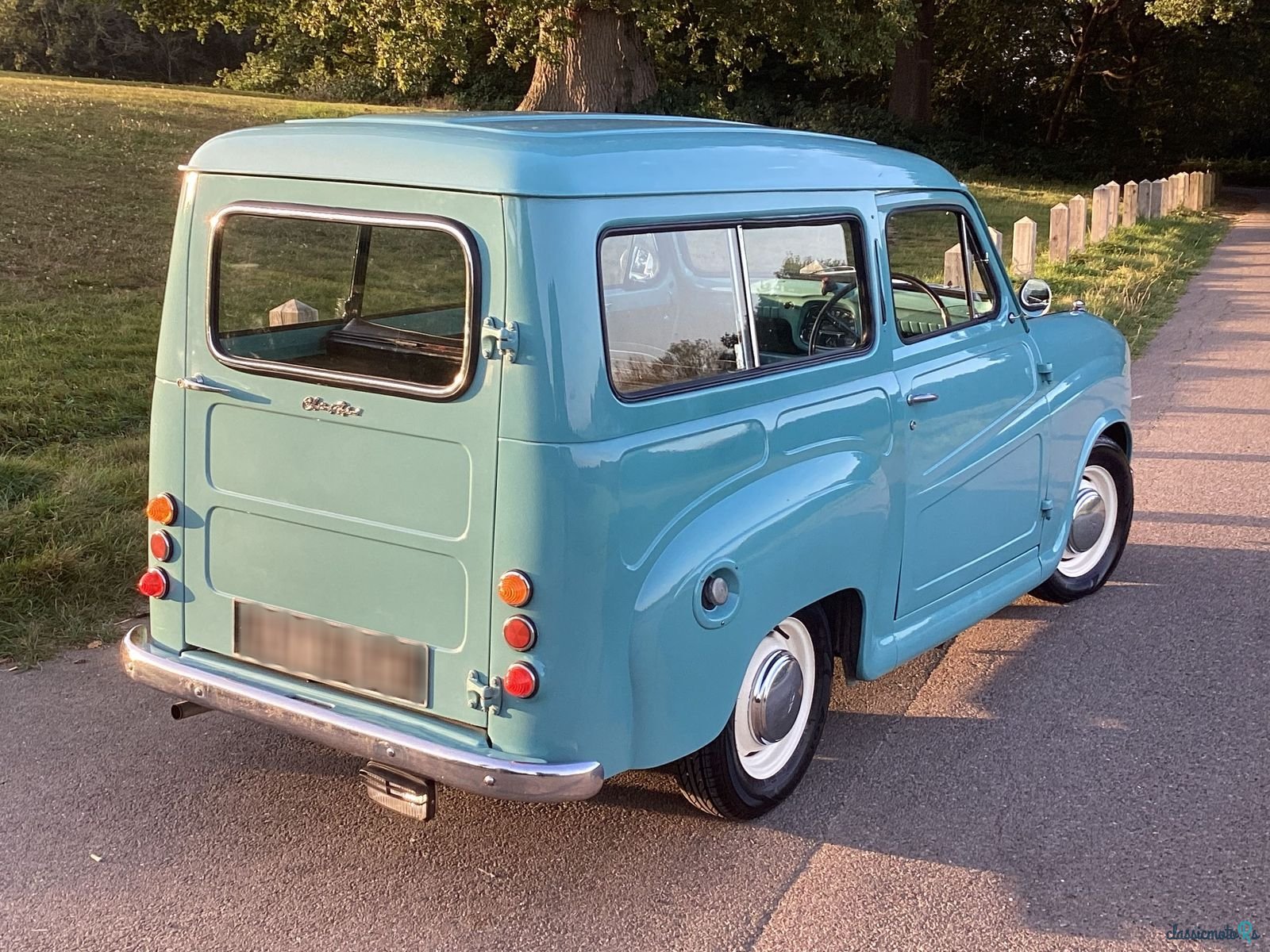 1958' Austin A35 photo #3