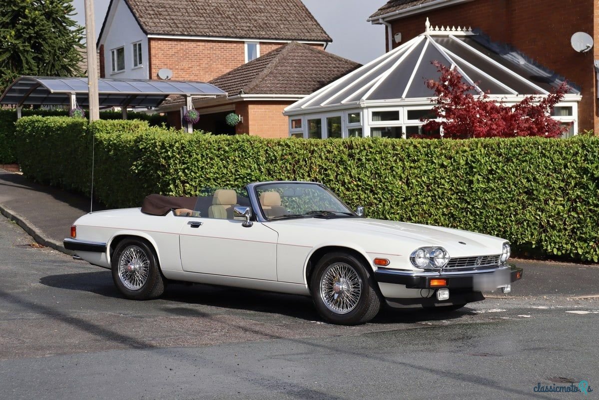 1989' Jaguar XJS photo #2
