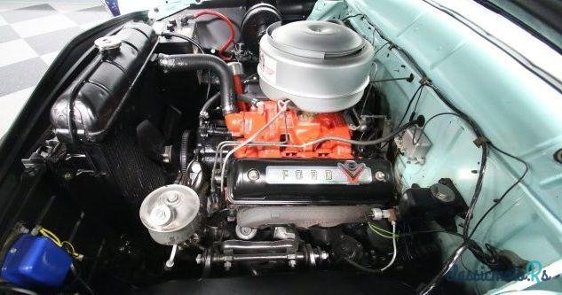 1955' Ford Fairlane photo #3