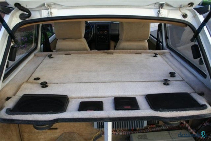1984' Renault 5 Turbo 2 photo #4