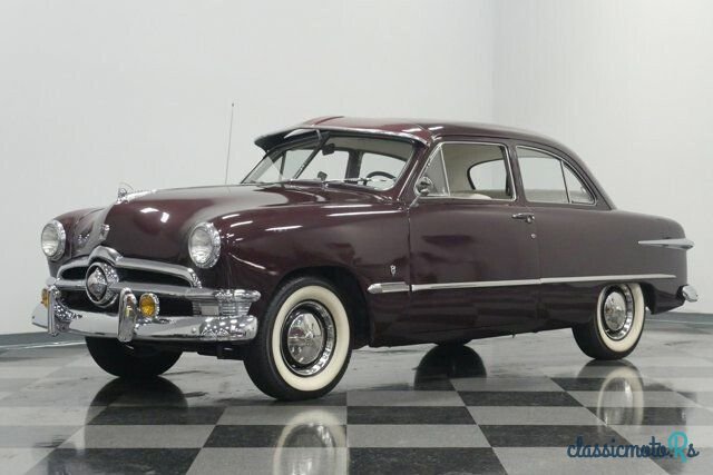 1950' Ford Custom Tudor photo #4