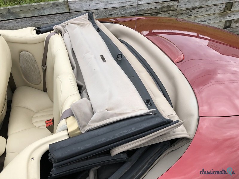 1995' Jaguar XK photo #6