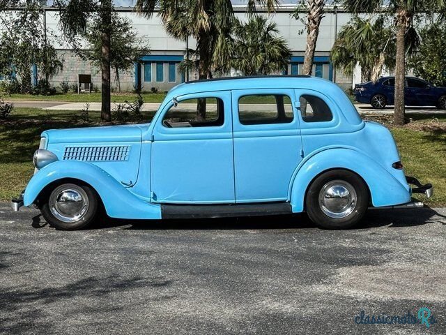 1935' Ford Model 48 photo #3