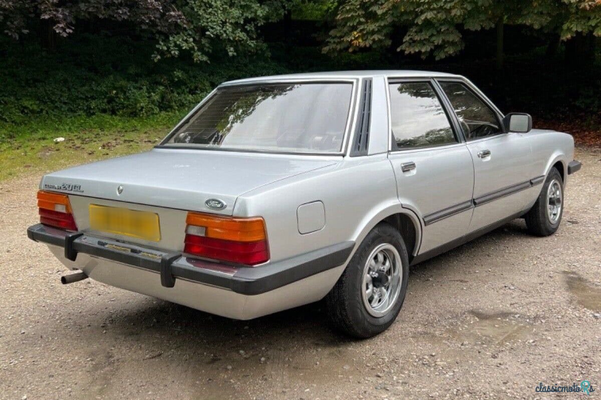 1981' Ford Cortina photo #3