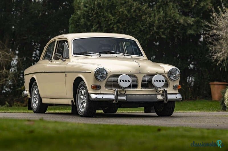 1968' Volvo 242 photo #1