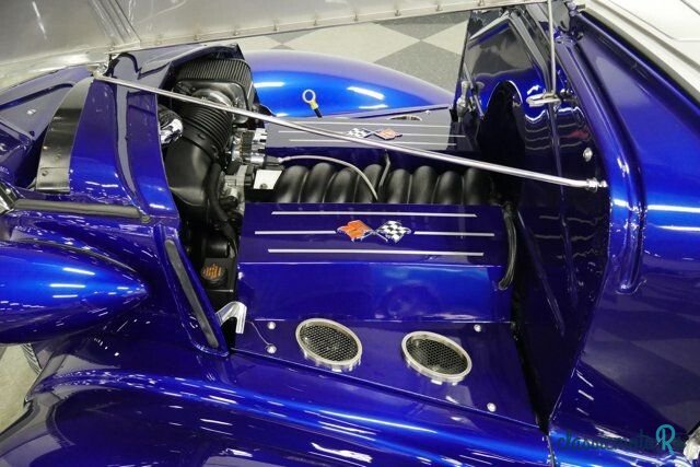 1938' Chevrolet Master Deluxe photo #2