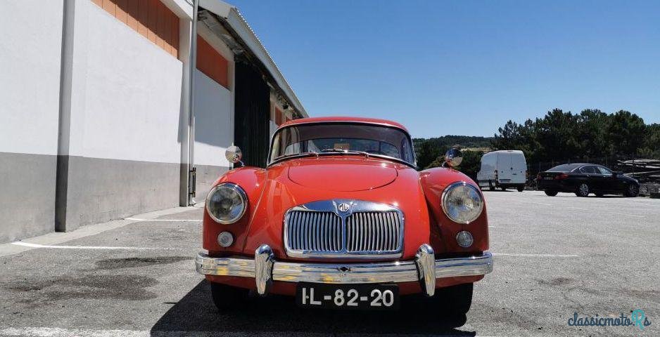 1958' MG MGA Coupe photo #3