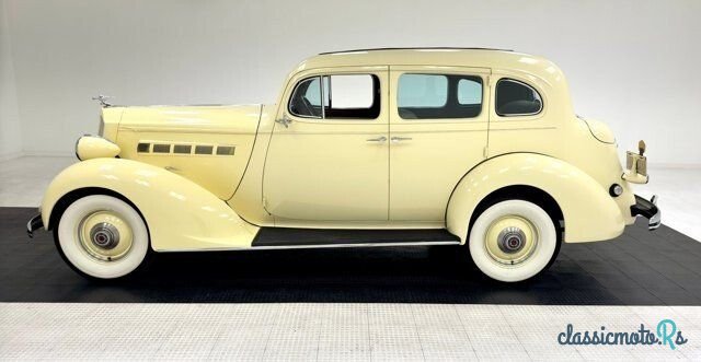 1936' Packard One Twenty photo #2