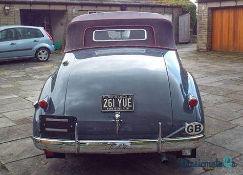 1940' Cadillac La Salle photo #3