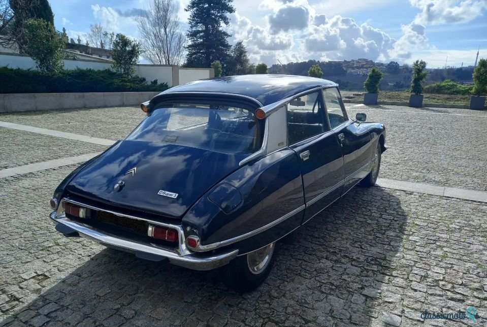 1974' Citroen DS photo #4