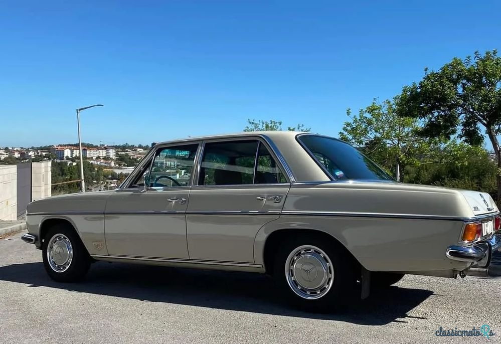 1970' Mercedes-Benz 220 photo #6