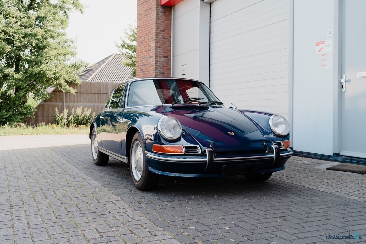 1970' Porsche 911 photo #2