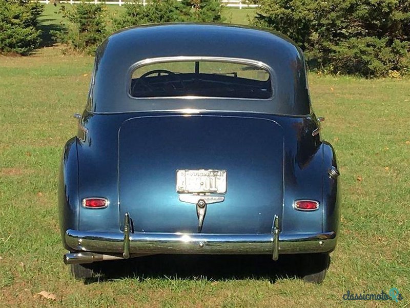 1941' Chevrolet Sedan photo #1