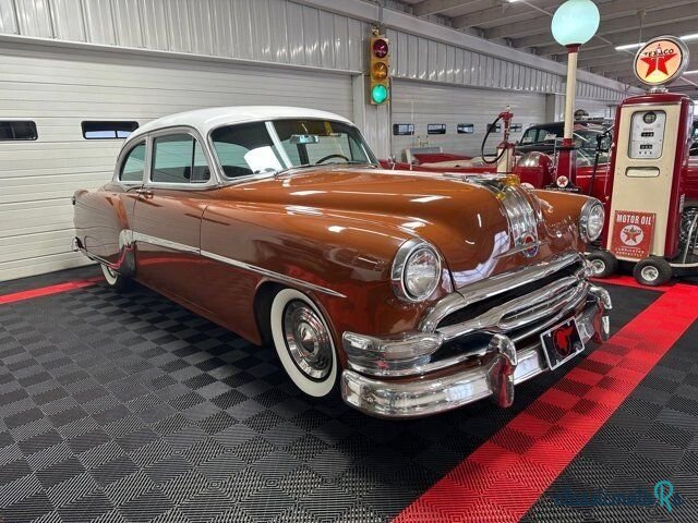 1954' Pontiac Chieftain photo #2