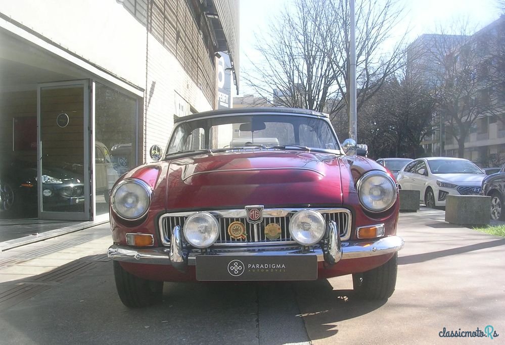 1969' MG MGC photo #2
