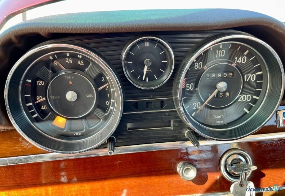 1967' Mercedes-Benz 250 photo #4
