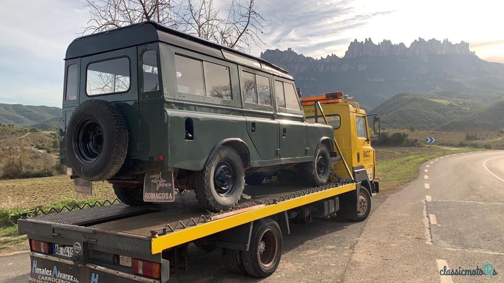 1975' Land Rover Series III photo #3