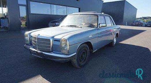 1974' Mercedes-Benz W 115 photo #1