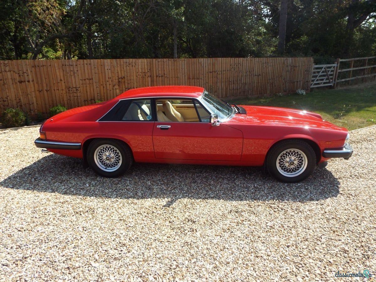 1988' Jaguar XJS photo #1