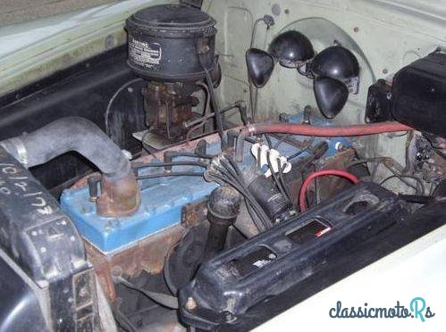 1949' Pontiac Streamliner Sedanette photo #2