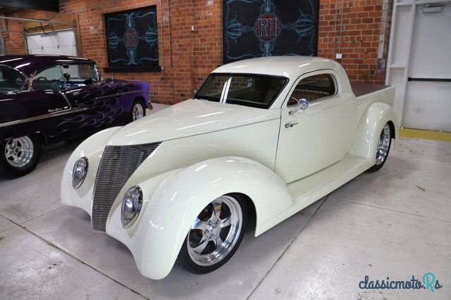 1937' Ford Pickup photo #4