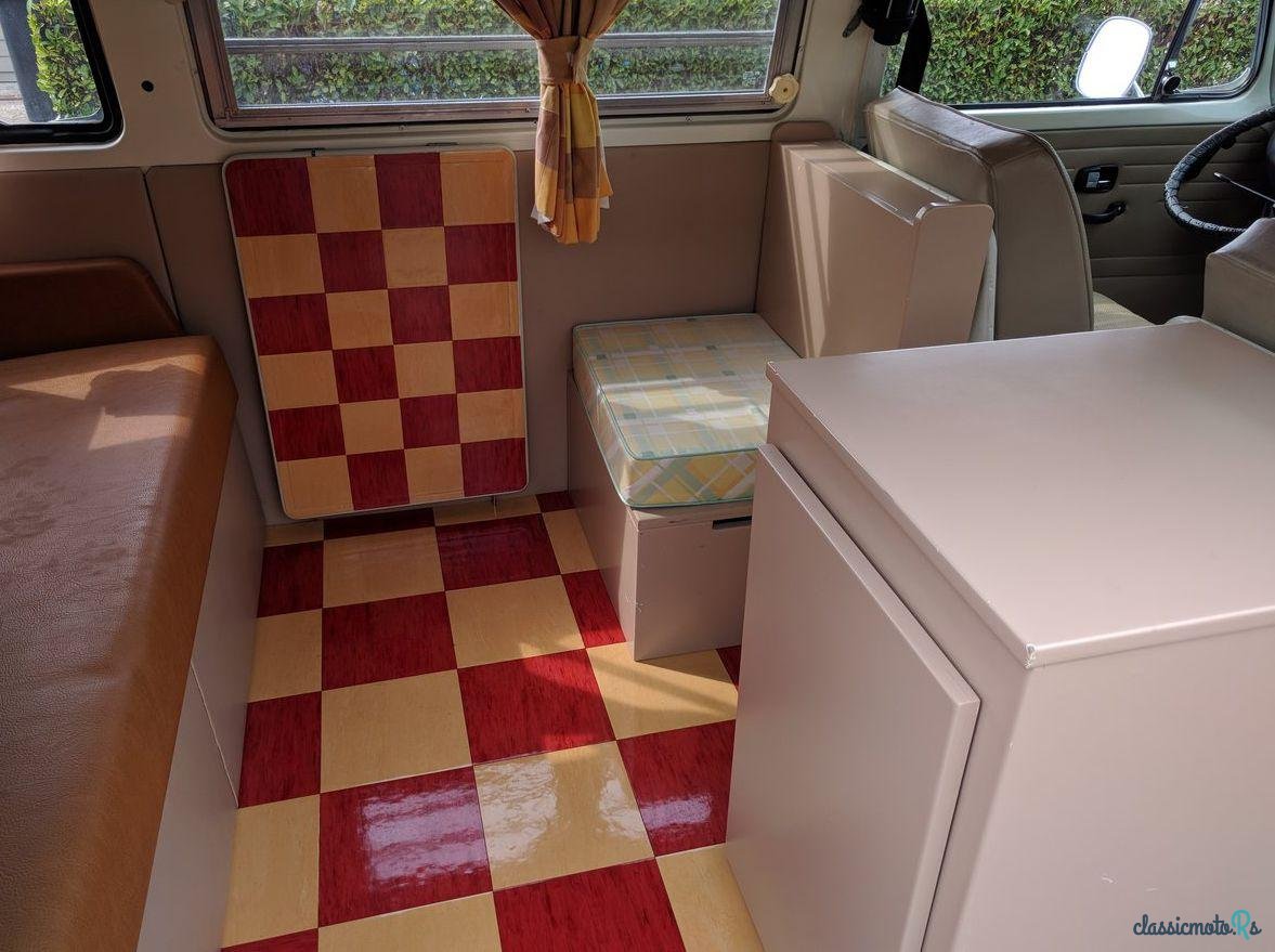 1971' Volkswagen Camper T2 Bay Window photo #1