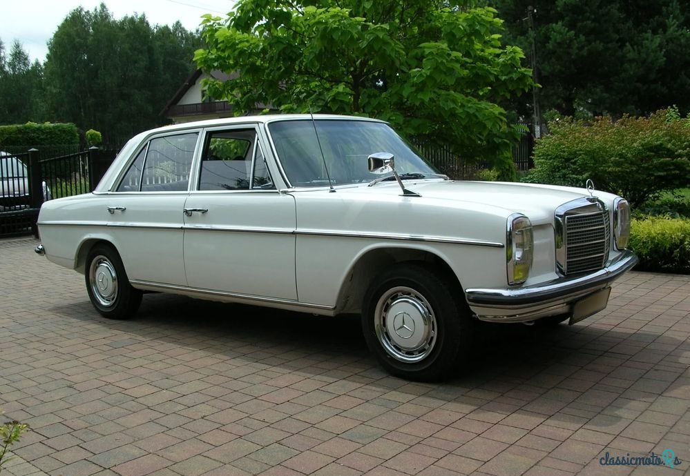 1972' Mercedes-Benz W115 photo #1